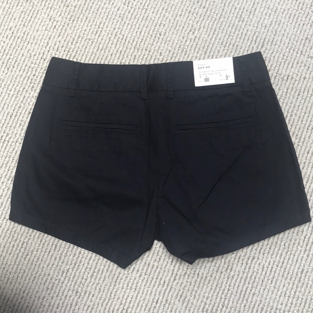 NWT J. Crew Chino, size 00, 3” inseam. Black.